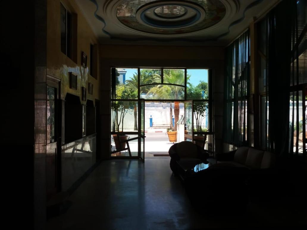 Hotel Choumis Haj Messaoud Larache Eksteriør bilde